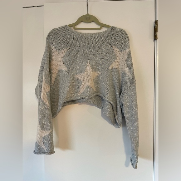 Wildfox Sweaters - Wildfox Cropped Baby Blue Star Sweater Size S